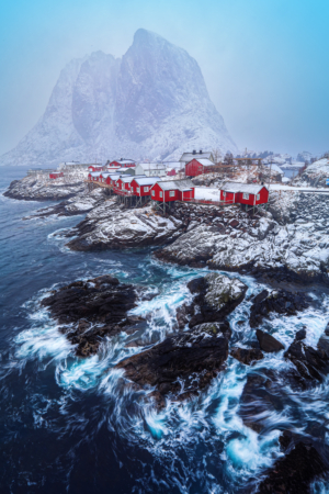 Reine in the Stormy Day